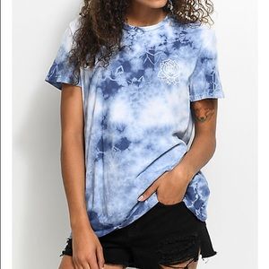 NEVER WORN- OBEY Blue Tie Dye T-Shirt with flower